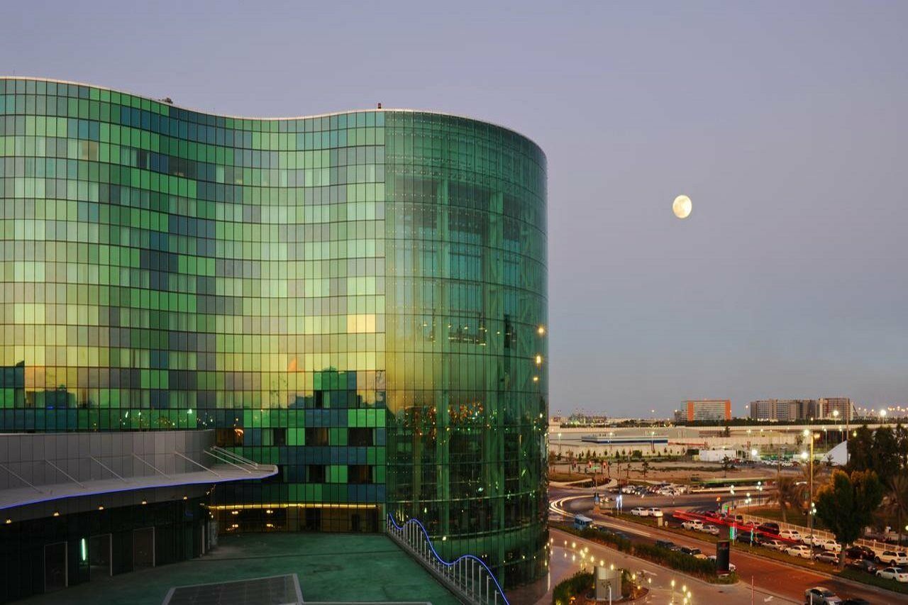 Millennium Al Rawdah Hotel Abu Dhabi Exterior photo