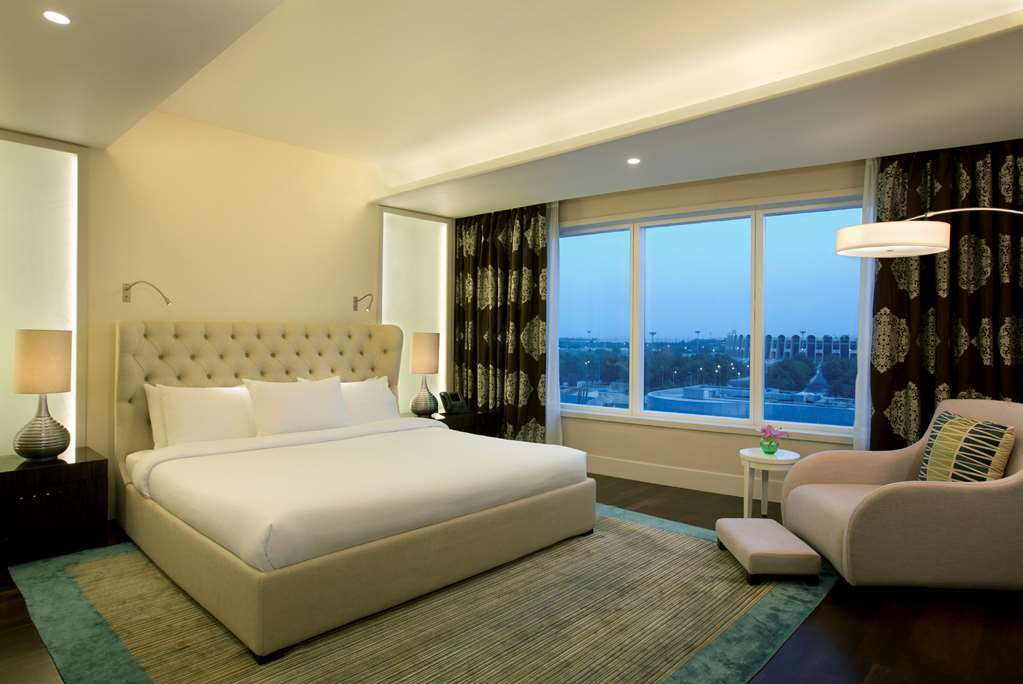 Millennium Al Rawdah Hotel Abu Dhabi Room photo